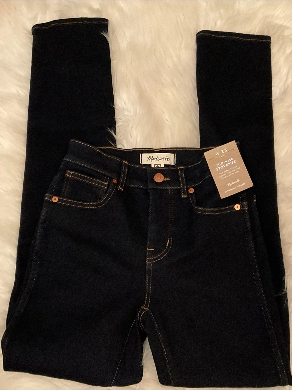 Madewell Mid-Rise Stovepipe Jeans - NWT - Size 23 - Picture 4 of 12